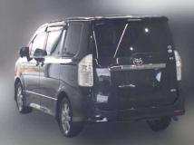 2007 Toyota Noah