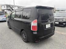 2009 Toyota Noah