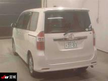2008 Toyota Noah