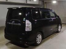 2013 Toyota Noah