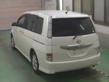 2011 Toyota Isis