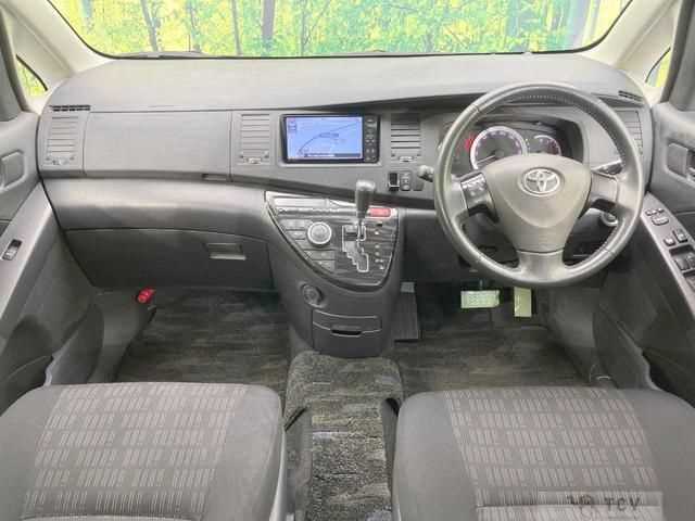 2011 Toyota Isis