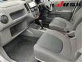2010 Nissan AD