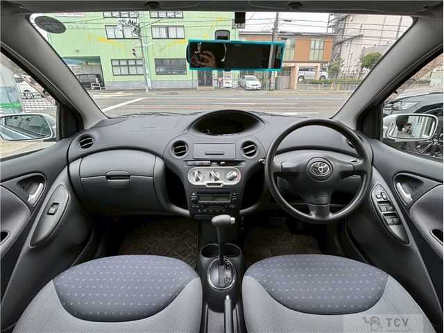 2003 Toyota Vitz