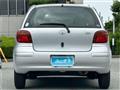 2003 Toyota Vitz