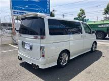 2003 Nissan Elgrand