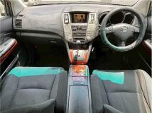 2003 Toyota Harrier