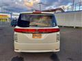 2015 Nissan Elgrand