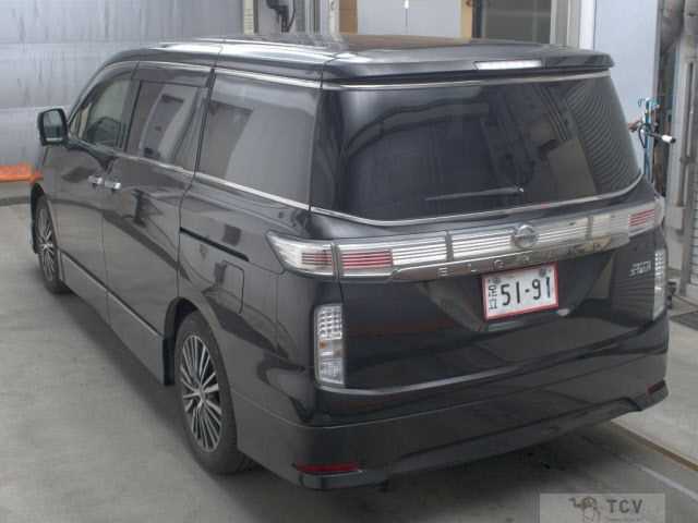 2014 Nissan Elgrand