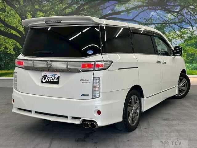 2012 Nissan Elgrand