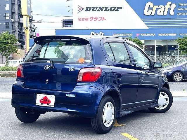 2001 Toyota Vitz