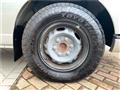 2005 Nissan Caravan