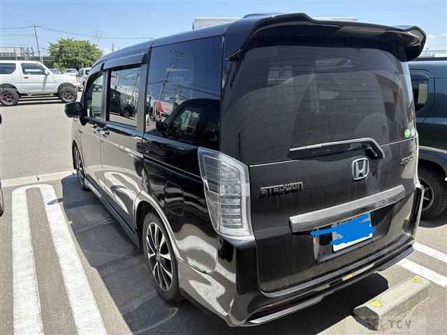 2013 Honda Step WGN