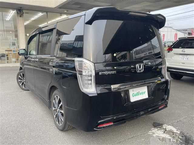 2012 Honda Step WGN