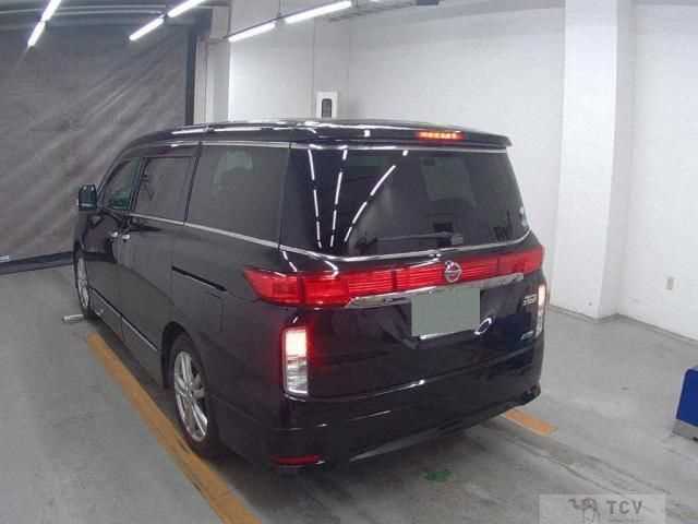 2011 Nissan Elgrand