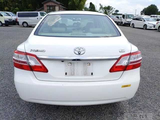 2011 Toyota Premio