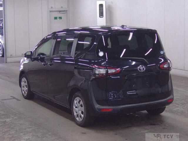 2016 Toyota Sienta
