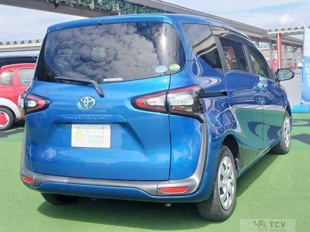 2015 Toyota Sienta