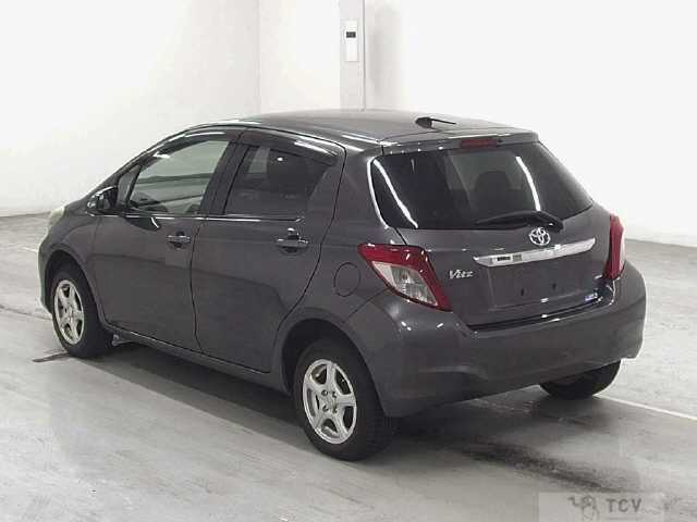 2011 Toyota Vitz