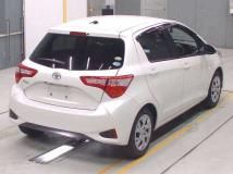 2017 Toyota Vitz