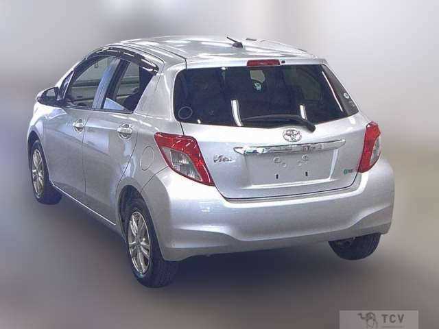 2011 Toyota Vitz