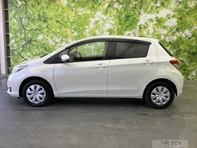 2013 Toyota Vitz