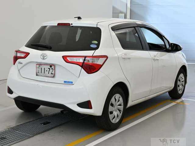2017 Toyota Vitz