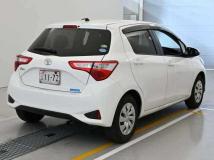 2017 Toyota Vitz
