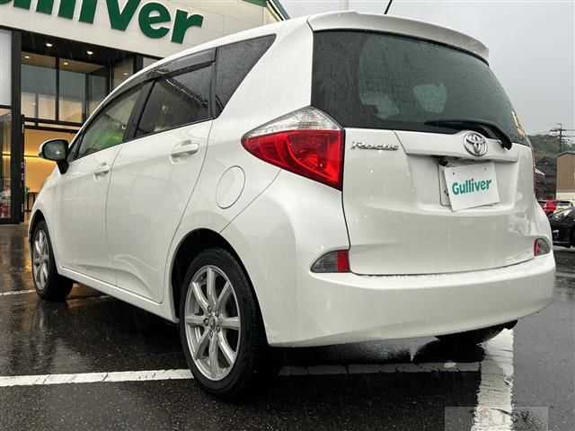2012 Toyota Ractis