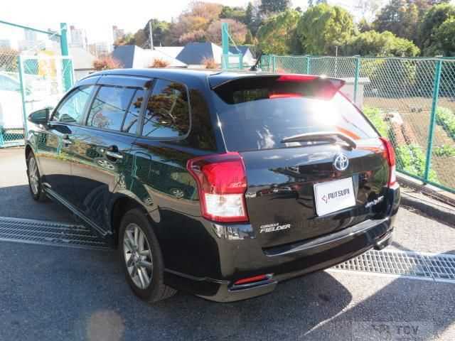 2015 Toyota Corolla Fielder