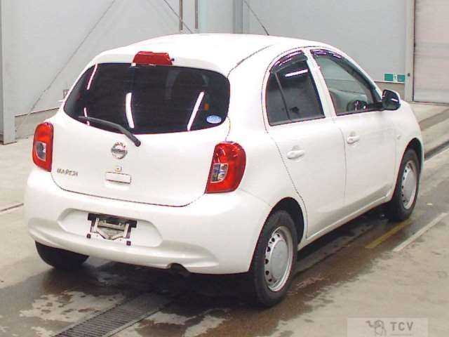 2017 Nissan March