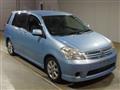2004 Toyota Raum