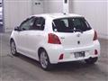 2005 Toyota Vitz