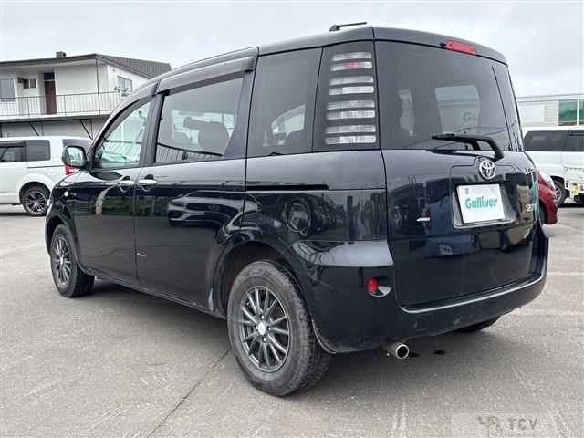 2003 Toyota Sienta