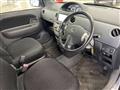 2011 Toyota Sienta