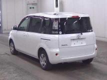 2011 Toyota Sienta