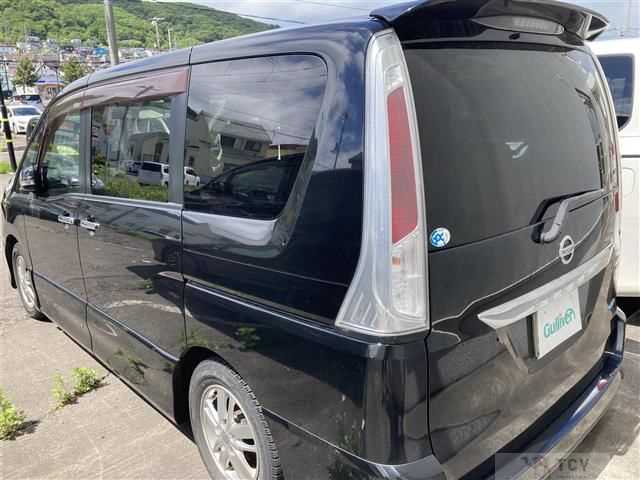 2012 Nissan Serena