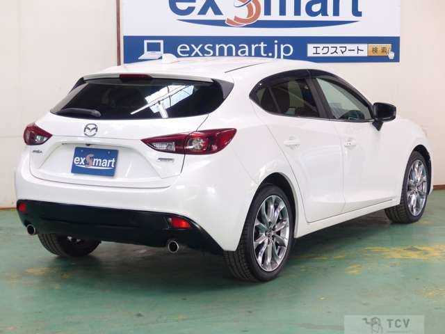 2014 Mazda Axela Sport