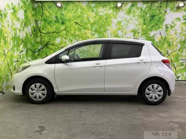 2013 Toyota Vitz