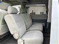 2001 Toyota Grand Hiace