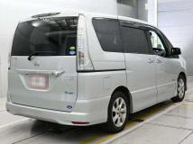2013 Nissan Serena