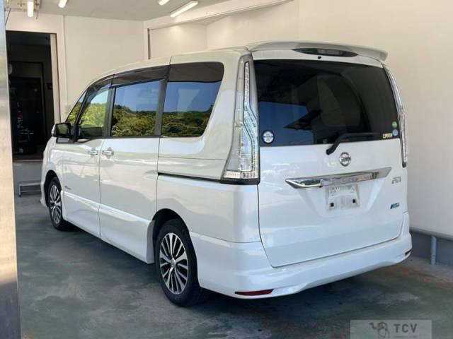 2015 Nissan Serena