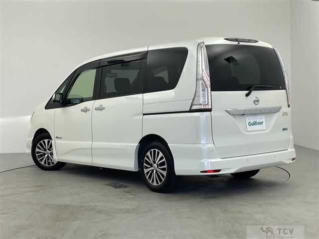2015 Nissan Serena