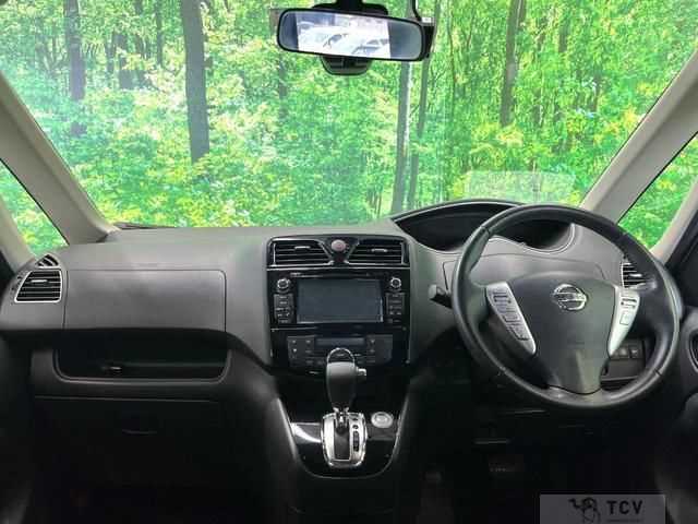 2015 Nissan Serena
