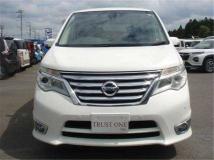 2015 Nissan Serena