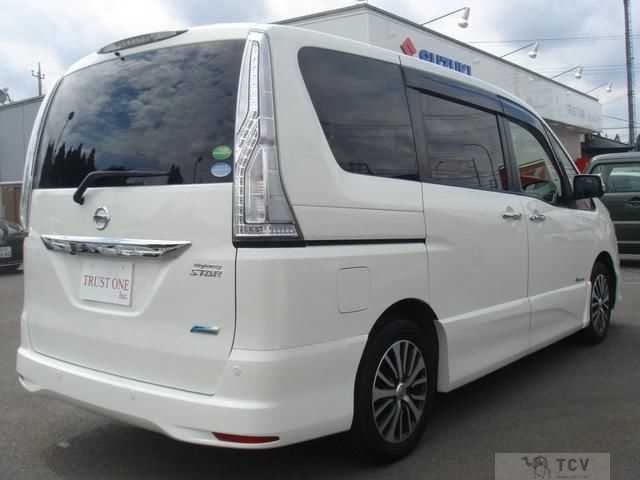 2015 Nissan Serena