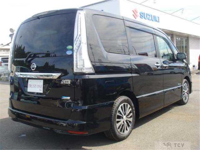 2015 Nissan Serena