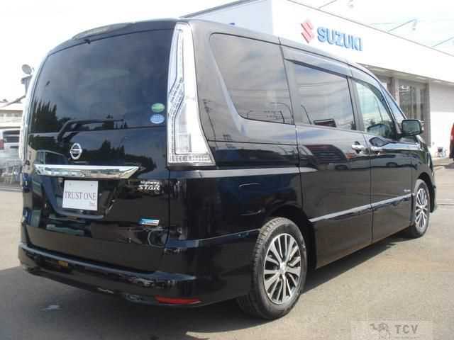 2015 Nissan Serena