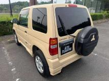 2001 Mitsubishi Pajero Mini