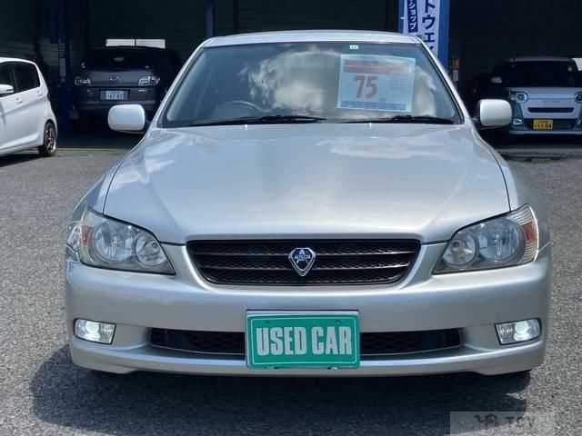 2001 Toyota Altezza Gita
